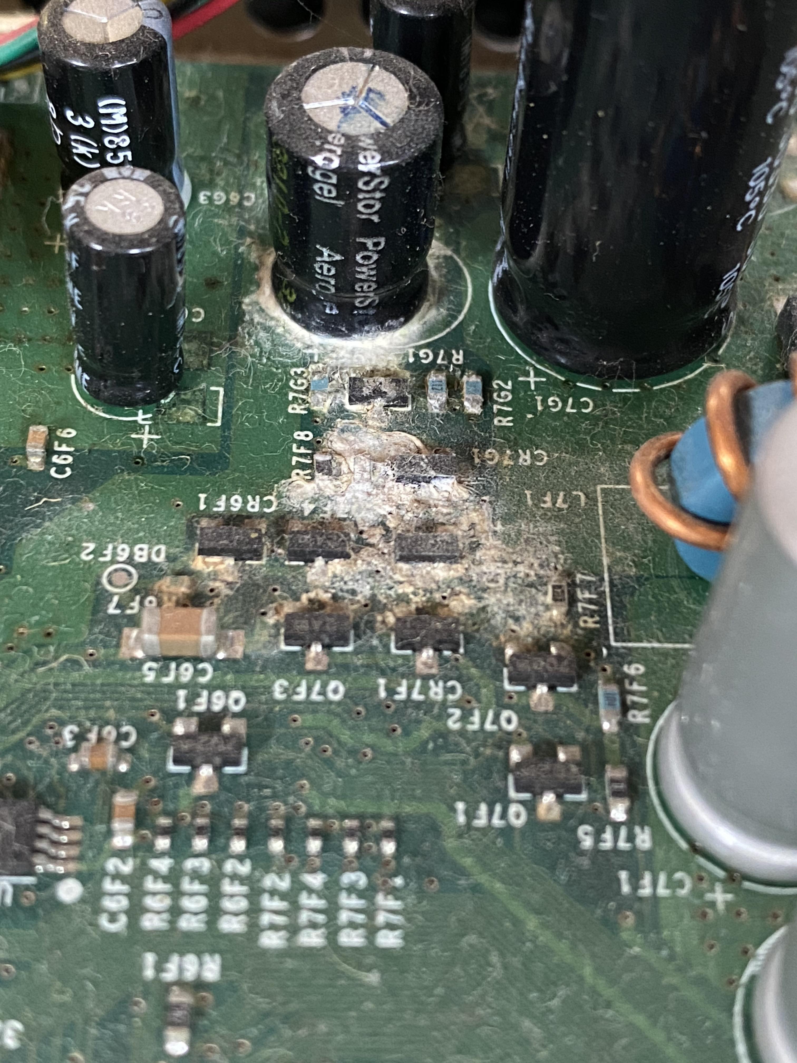Clock capacitor